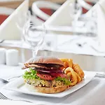 Aparthotel Living Weissensee 4*