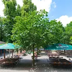 Aparthotel Living Weißensee 4*