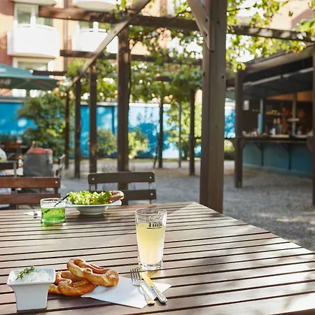 Aparthotel Living Weißensee Berlin