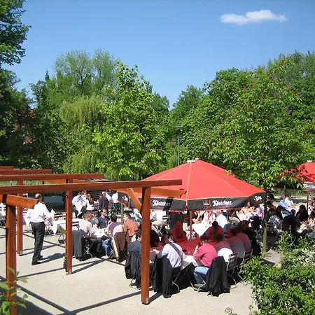 מלון דירות Living Weissensee ברלין