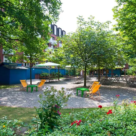 Aparthotel Living Weissensee Berlin