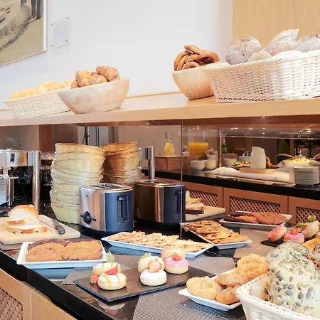 Living Weissensee 4* Berlin